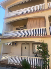 Chorvátsko - Exkluzívne apartmán v druhej rade od mora len 70m