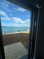 Chorvátsko - Na predaj novostavba apartmánu v prvej rade od mora