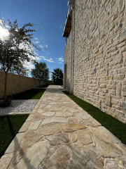 Chorvátsko! Len u Nás v ponuke KAMENNÝ DOM S BAZÉNOM LEN 300M OD MORA – PRIVLAKA