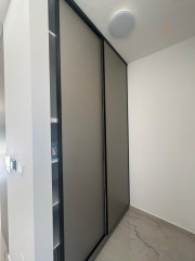 Chorvátsko - Novostavba zariadeného domu s výhľadom na more a bazénom v Privlake