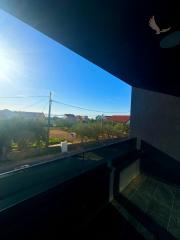 Chorvátsko - Novostavba zariadeného domu s výhľadom na more a bazénom v Privlake