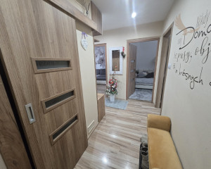 Exkluzívny 3-izbový byt s južnou loggiou v srdci Brezna