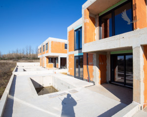 Chorvátsko, Privlaka -Len u nás v ponuke na predaj dom s bazénom-novostavba,200 m od mora