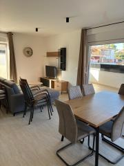 Chorvátsko , ostrov Vir - Na predaj zariadený 3-izbový apartmán so záhradou!