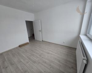 SLNEČNÝ 3-IZBOVÝ BYT V NOVOSTAVBE S PRÉMIOVOU KUCHYŇOU A PARKOVANÍM