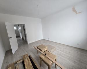 SLNEČNÝ 3-IZBOVÝ BYT V NOVOSTAVBE S PRÉMIOVOU KUCHYŇOU A PARKOVANÍM