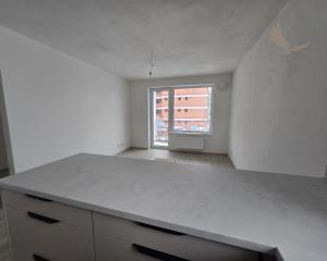 SLNEČNÝ 3-IZBOVÝ BYT V NOVOSTAVBE S PRÉMIOVOU KUCHYŇOU A PARKOVANÍM