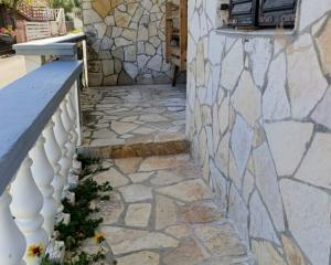 Chorvátsko - Na predaj dom 2x apartmán výhodná investícia