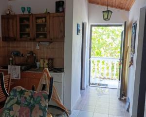 Chorvátsko - Na predaj dom 2x apartmán výhodná investícia