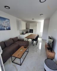 Chorvátsko : Nádherný dom s bazénom a panoramatickým výhľadom na more – Ostrov Vir!