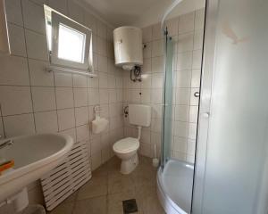 Chorvátsko, ostrov Vir -  Na predaj komplentne zariadený apartmán, len 30 m od mora!