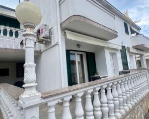 Chorvátsko, ostrov Vir -  Na predaj komplentne zariadený apartmán, len 30 m od mora!