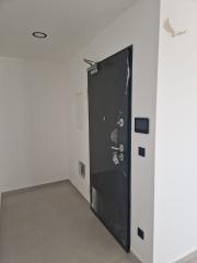 Chorvátsko - Novostavba apartmán s výhľadom na more len 150m od mora