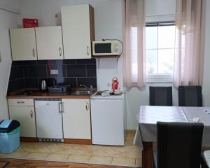 Chorvátsko - Apartmán len 150m od mora za top cenu
