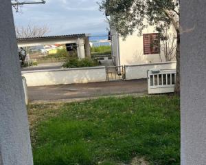 Chorvátsko - Dom 2x apartmán len 250m od mora s výhľadom na more