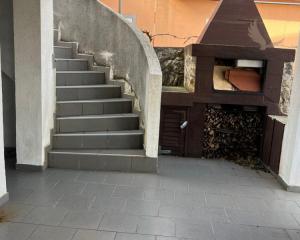 Chorvátsko - Dom 2x apartmán len 250m od mora s výhľadom na more