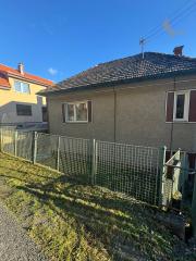 Na predaj dom - pozemok za výhodnú cenu v blízkosti Banskej Bystrice