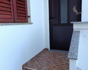 Chorvátsko- Na predaj dom 2x apartmán len 250m od mora