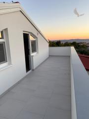 Chorvátsko , ostrov Vir - Na predaj podkrovný apartmán s výhľadom na more