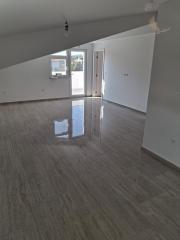 Chorvátsko , ostrov Vir - Na predaj podkrovný apartmán s výhľadom na more