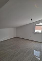 Chorvátsko , ostrov Vir - Na predaj podkrovný apartmán s výhľadom na more