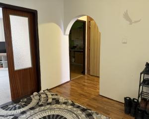 Pekný 3 izbový byt Závadka nad Hronom