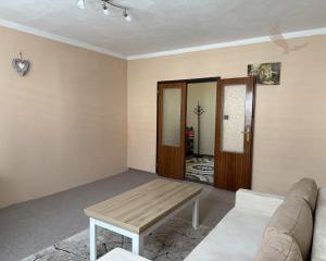 Pekný 3 izbový byt Závadka nad Hronom