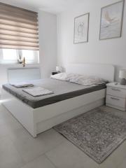 Chorvátsko - Novostavba 250m od mora a krásnej pláže