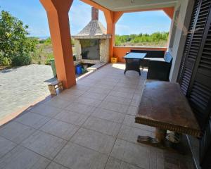 Chorvátsko na predaj: Apartmán s výhľadom na more na ostrove Vir