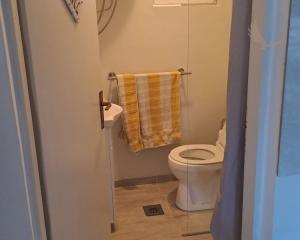 Chorvátsko - Domček v radovej zástavbe s pred záhradkou