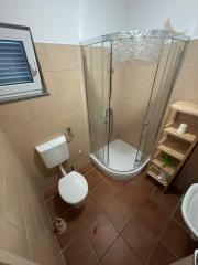 Chorvátsko- Apartmán so záhradou len 100m od mora