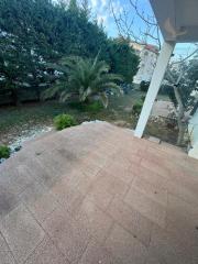 Chorvátsko- Apartmán so záhradou len 100m od mora