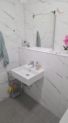 Chorvátsko - Novostavba apartmánu so zariadením len 350m od mora