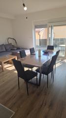 Chorvátsko - Novostavba apartmánu so zariadením len 350m od mora