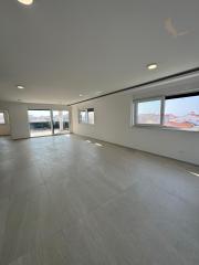 Chorvátsko -Novostavba apartmán 3x spálňa so strešnou terasou a výhľadom na more v Privlake