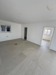 Chorvátsko -Novostavba apartmán 3x spálňa so strešnou terasou a výhľadom na more v Privlake