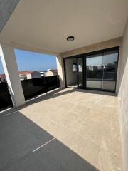 Chorvátsko -Novostavba apartmán 3x spálňa so strešnou terasou a výhľadom na more v Privlake