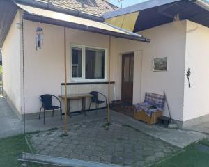 Šikovný domček s veľkou záhradou Brezno časť Zadné Halny