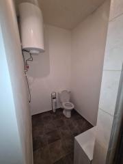 Priestranný 3-izbový byt (70 m²) v rodinnom dome so záhradou