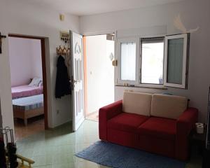 Chorvátsko - Na predaj rodinný  dom s dvoma apartmánmi na ostrove Vir