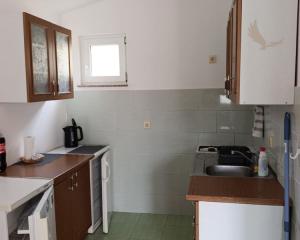 Chorvátsko - Na predaj rodinný  dom s dvoma apartmánmi na ostrove Vir