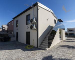 Chorvátsko- Moderný apartmán na ostrove Vir - Centrum