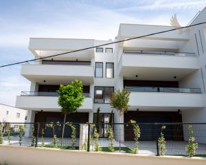 Exkluzívna novostavba, lokalita, špičková kvalita, 9 apartmánov s výhľadom na more