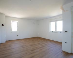 Chorvátsko- Novostavba apartmánov v Zatone