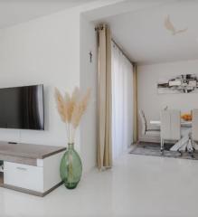Chorvátsko - Novostavba apartmánový dom s výhľadom na more len 250m od mora