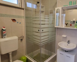 Chorvátsko - Na predaj apartmán v druhej rade od mora