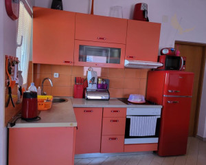 Chorvátsko - Na predaj apartmán v druhej rade od mora