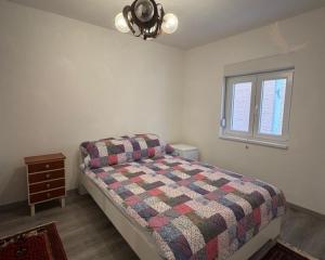 Chorvátsko - Dom 3x apartmán len 400m od mora
