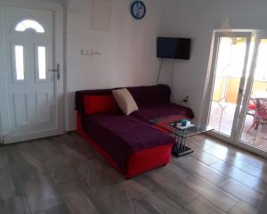 Chorvátsko - Apartmán len 150m od mora 2x spálňa s výhľadom na more