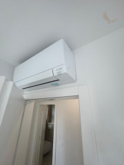 Apartmán so strešnou terasou len 100m od pieskovej pláže